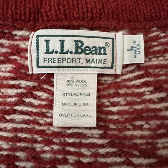 Vintage LL Bean Womens Red White Nordic Wool Snowflake Cardigan Sz L Made USA - Picture 3 of 6